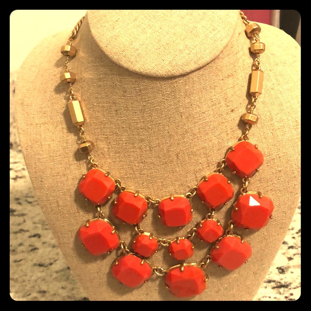 Stella and dot coral statement necklace